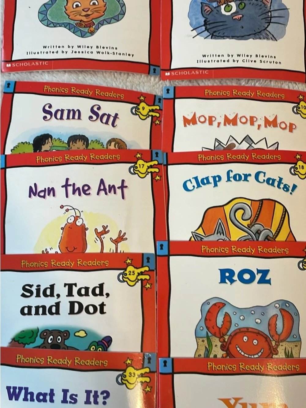 Scholastic Ready Reader Phonics Reader Set - Bright Red Covers